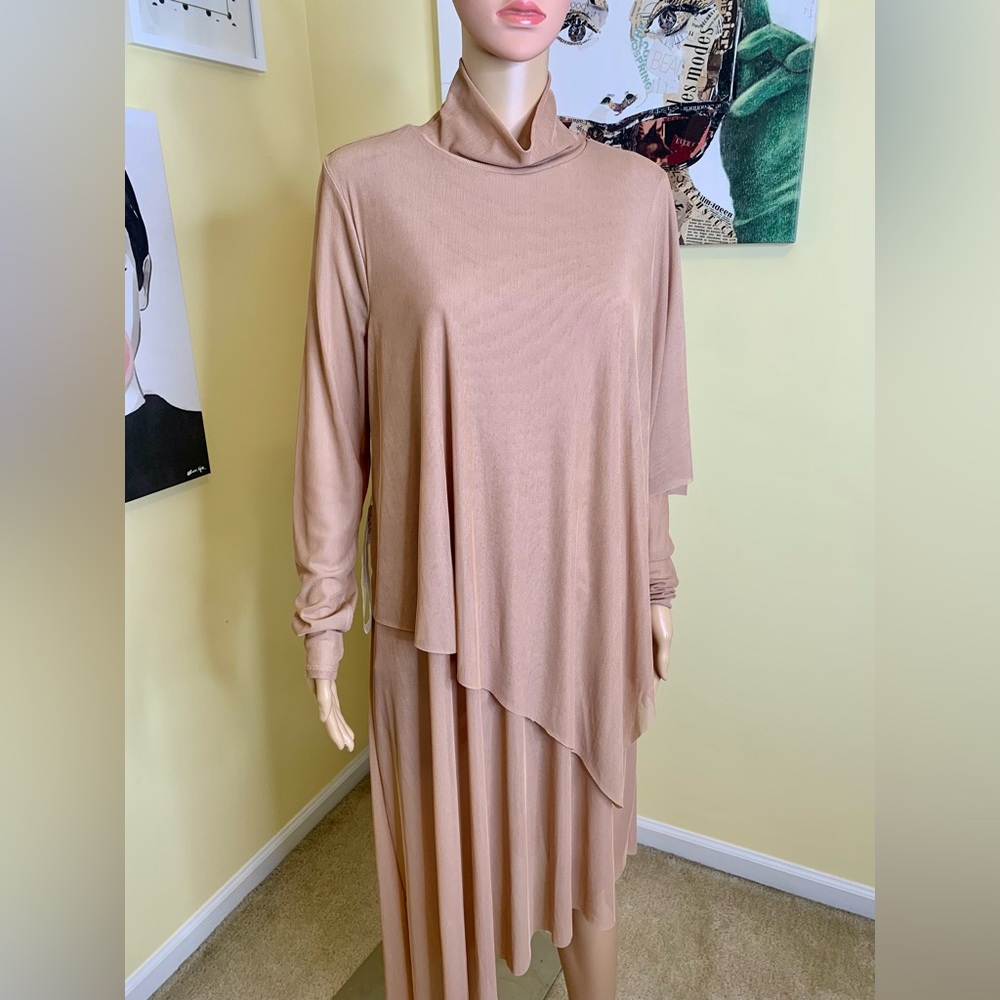 💫HP‼️💫 NWT BCBG MAXAZRIA Asymmetrical Layered Turtleneck Dress in Nubuck, Med - Picture 8 of 12
